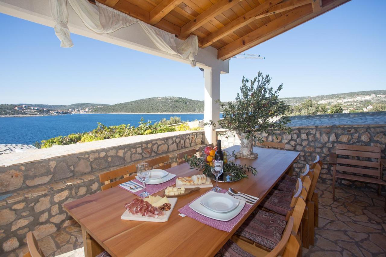 Villa, Stone House With Swimming Pool & Sauna, Beach, Sevid Esterno foto