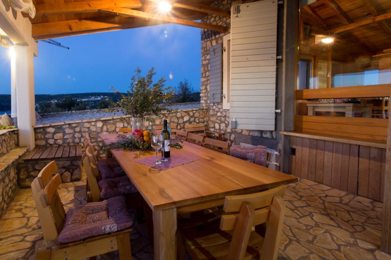Villa, Stone House With Swimming Pool & Sauna, Beach, Sevid Esterno foto