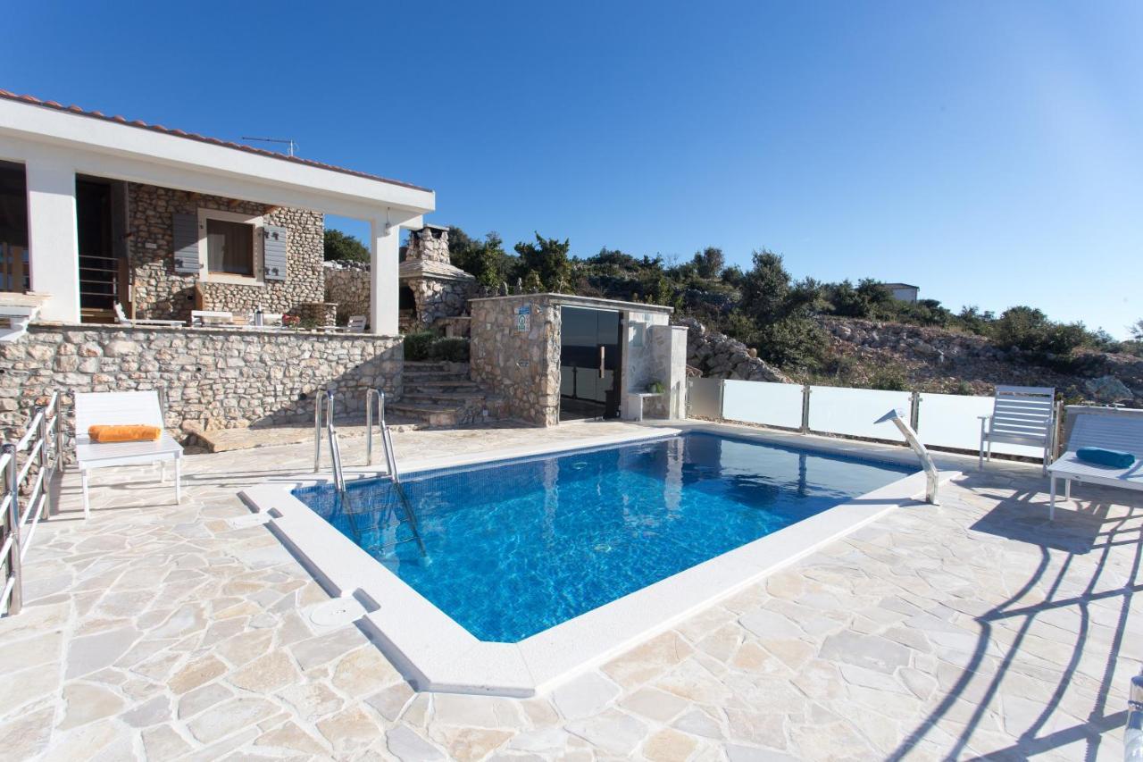 Villa, Stone House With Swimming Pool & Sauna, Beach, Sevid Esterno foto