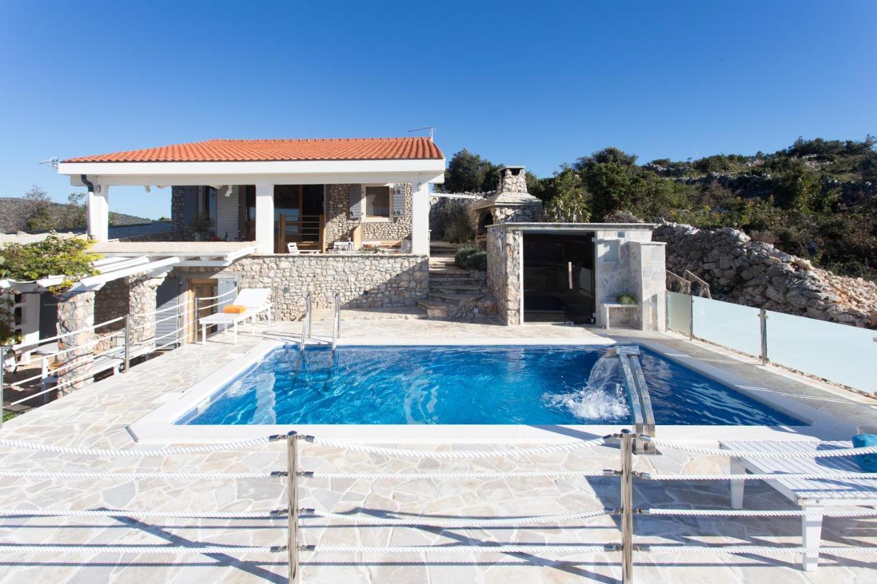 Villa, Stone House With Swimming Pool & Sauna, Beach, Sevid Esterno foto