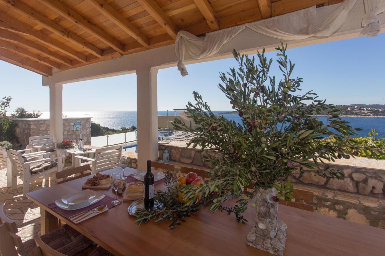 Villa, Stone House With Swimming Pool & Sauna, Beach, Sevid Esterno foto