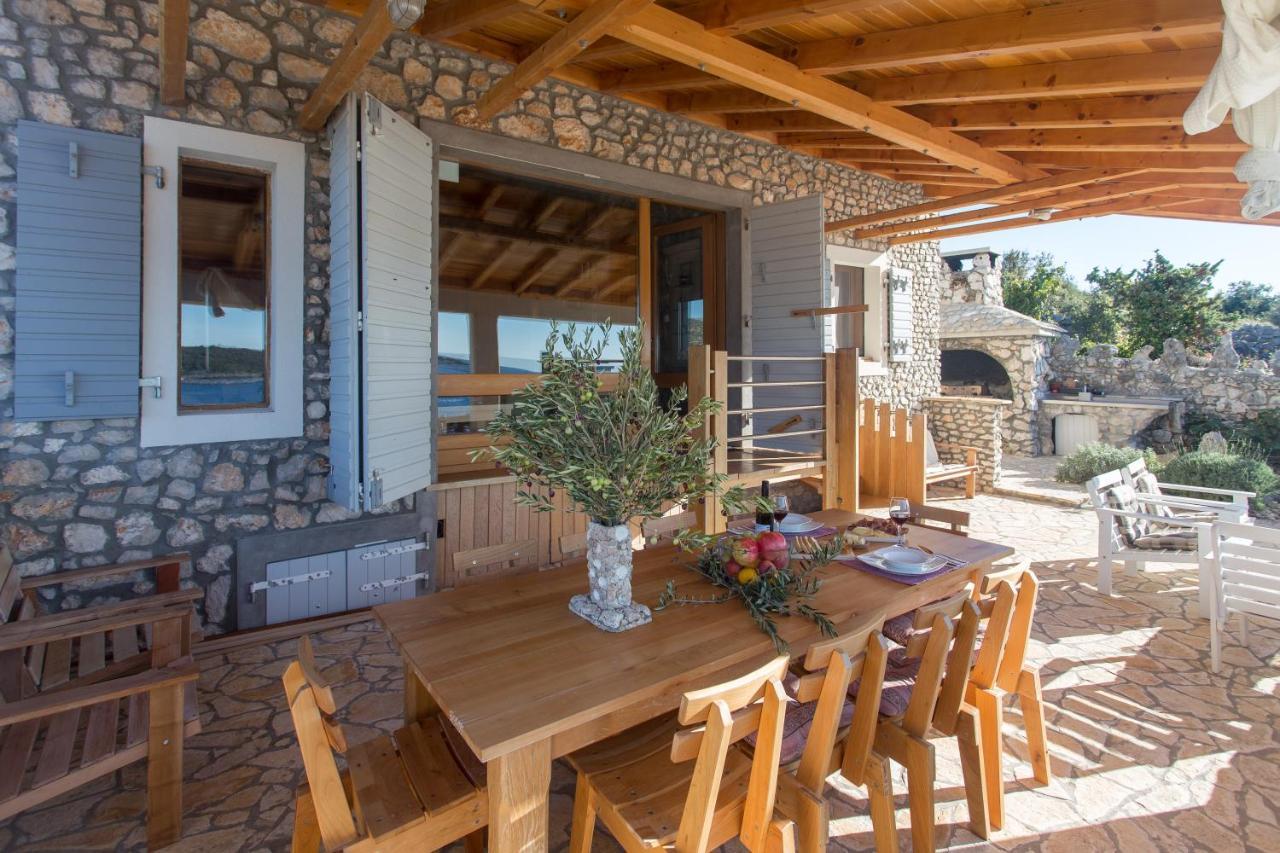 Villa, Stone House With Swimming Pool & Sauna, Beach, Sevid Esterno foto