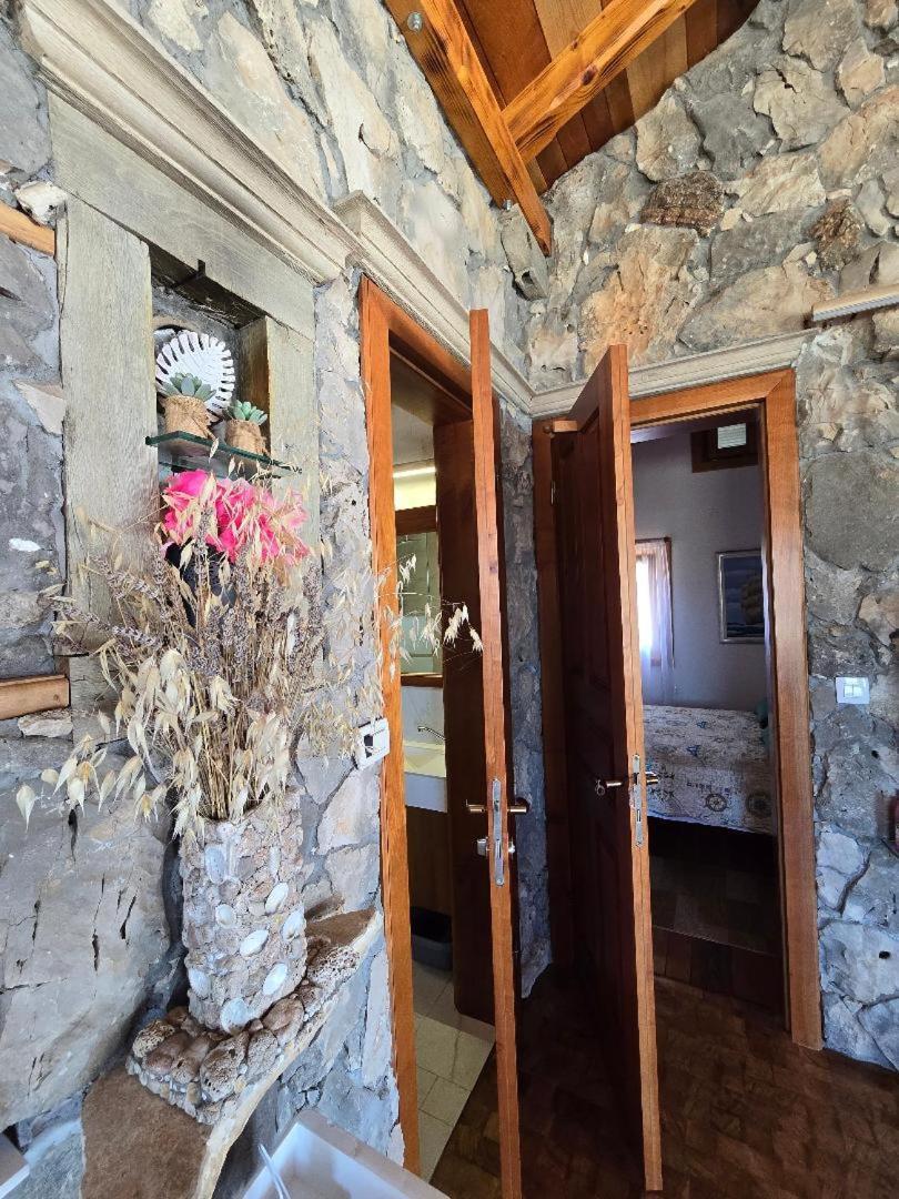 Villa, Stone House With Swimming Pool & Sauna, Beach, Sevid Esterno foto
